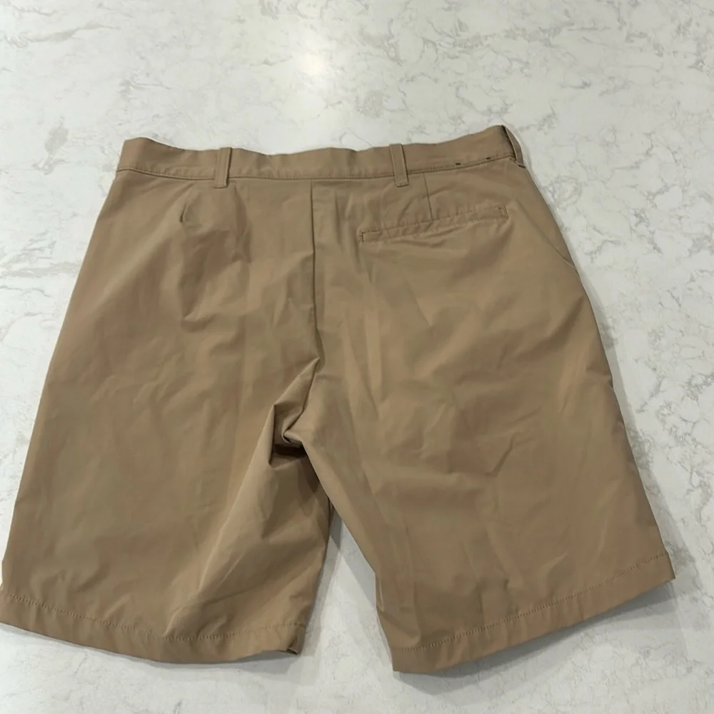 NWT J. Crew Men’s Tech Shorts 9'' Inseam Performance Classic Fit Khaki Size 31